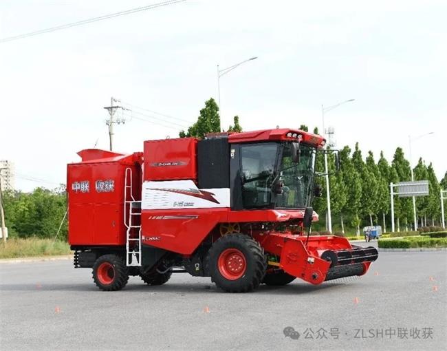 "Harvest Partner" on Woye: An Old Agricultural Mechanic and the Cross-regional Road to Wealth Harvest by Zhonglian(图1) 640_看图王.jpg