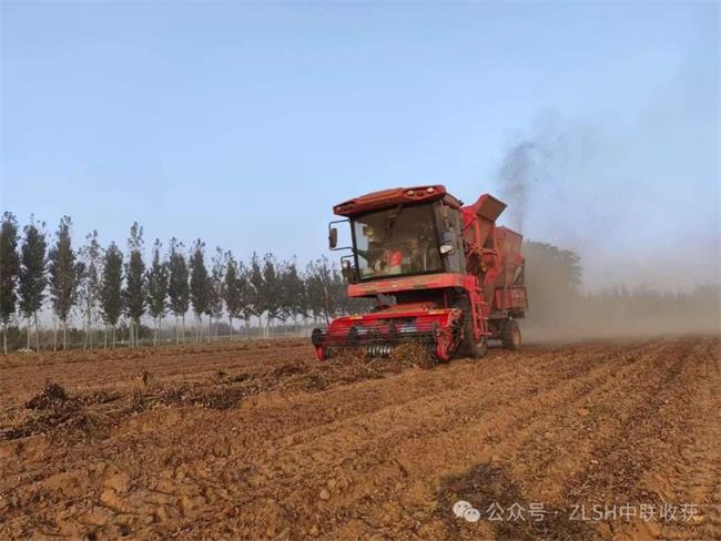 "Harvest Partner" on Woye: An Old Agricultural Mechanic and the Cross-regional Road to Wealth Harvest by Zhonglian(图5) 640_看图王7.jpg